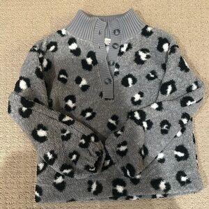 Bundle 3/$15 Loft leopard print fleece like new